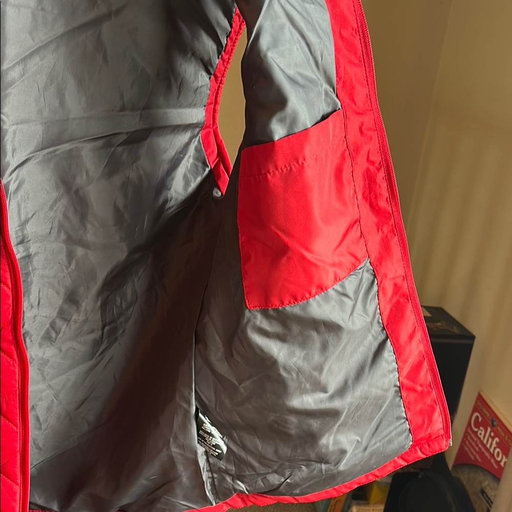 Red Quilted Vest - Picture 5 of 6